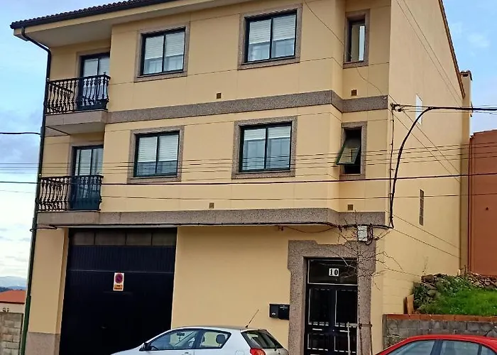 Sandino 10 * Santiago de Compostela