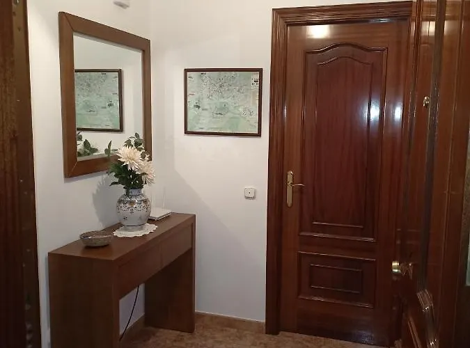 Sandino 10 * Santiago de Compostela